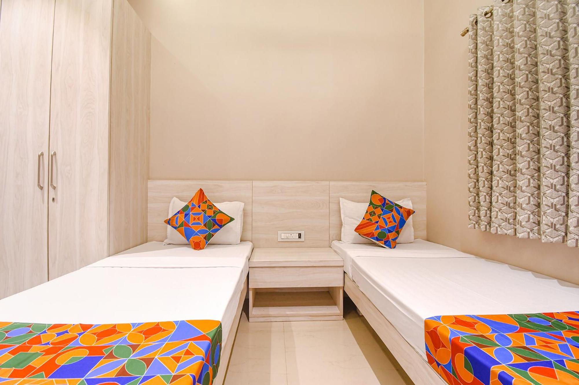 Fabhotel Kitchen Q Inn - Belaghata Kolkata Exterior photo